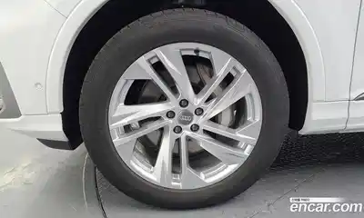 Audi Q7 2021 3.0 Автомат в Москве № 162395, миниатюра 4