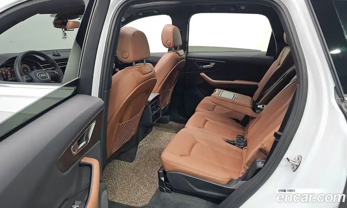 Audi Q7 2021 3.0 Автомат в Москве № 162395, фото 9