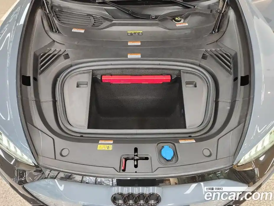 Audi e-tron GT 2023 0.1 Автомат в Москве № 163923, фото 6