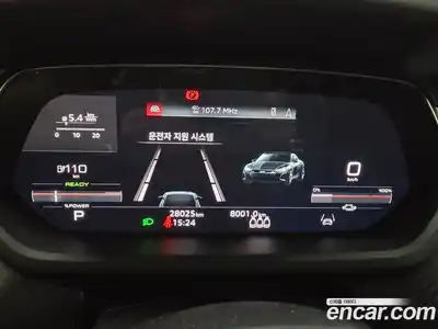 Audi e-tron GT 2023 0.1 Автомат в Москве № 163923, миниатюра 8