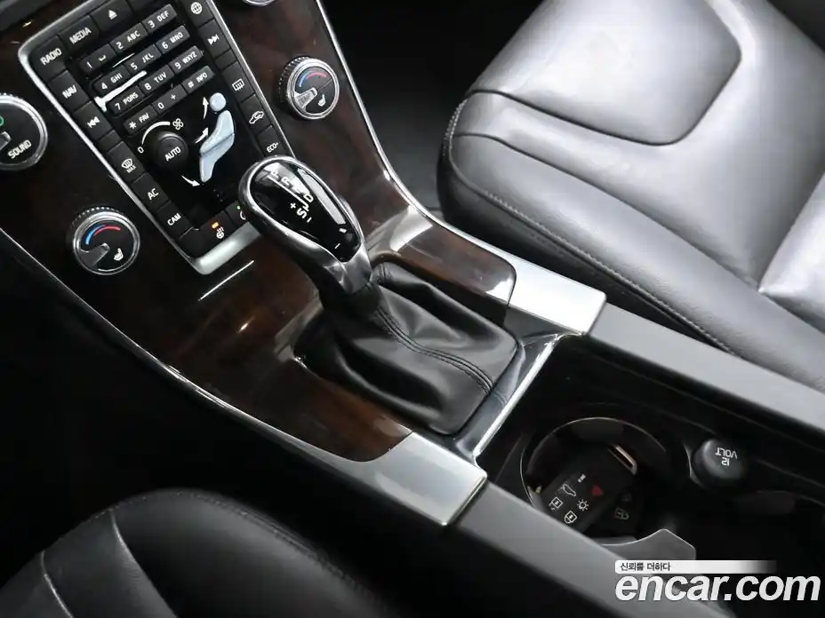 Volvo S60 2018 2.0 Автомат в Москве № 164867, фото 17