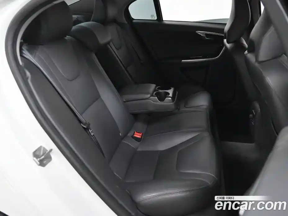 Volvo S60 2018 2.0 Автомат в Москве № 164867, фото 18