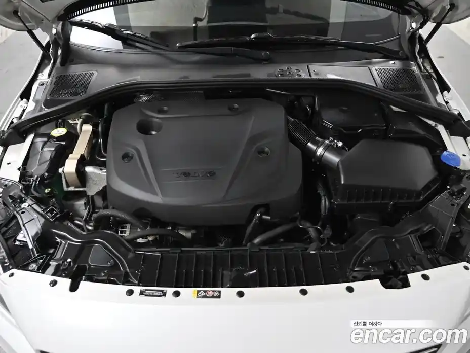 Volvo S60 2018 2.0 Автомат в Москве № 164867, фото 6