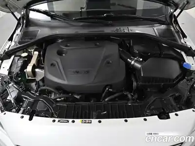 Volvo S60 2018 2.0 Автомат в Москве № 164867, миниатюра 6