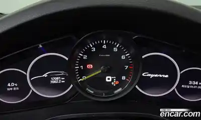 Porsche Cayenne 2022 3.0 Автомат в Москве № 164945, миниатюра 8