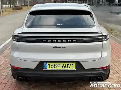 Porsche Cayenne 2024 3.0 Автомат в Москве № 165003, миниатюра 12