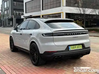 Porsche Cayenne 2024 3.0 Автомат в Москве № 165003, миниатюра 8