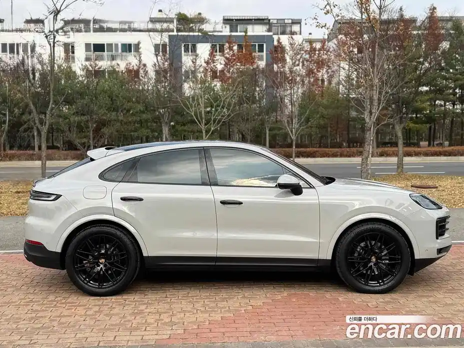 Porsche Cayenne 2024 3.0 Автомат в Москве № 165003, фото 9