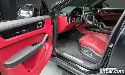 Porsche Cayenne 2021 3.0 Автомат в Москве № 165021, миниатюра 12