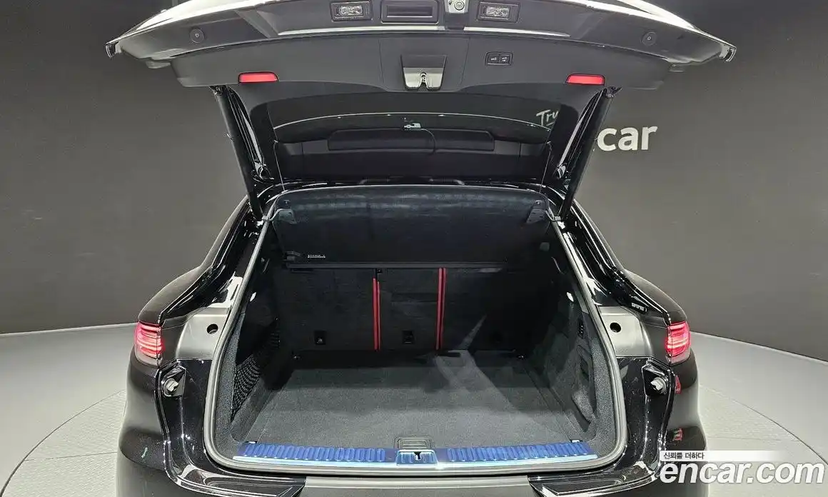 Porsche Cayenne 2021 3.0 Автомат в Москве № 165021, фото 3