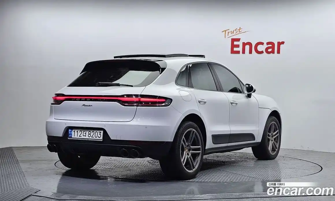 Porsche Macan 2021 2.0 Автомат в Москве № 165318, фото 17