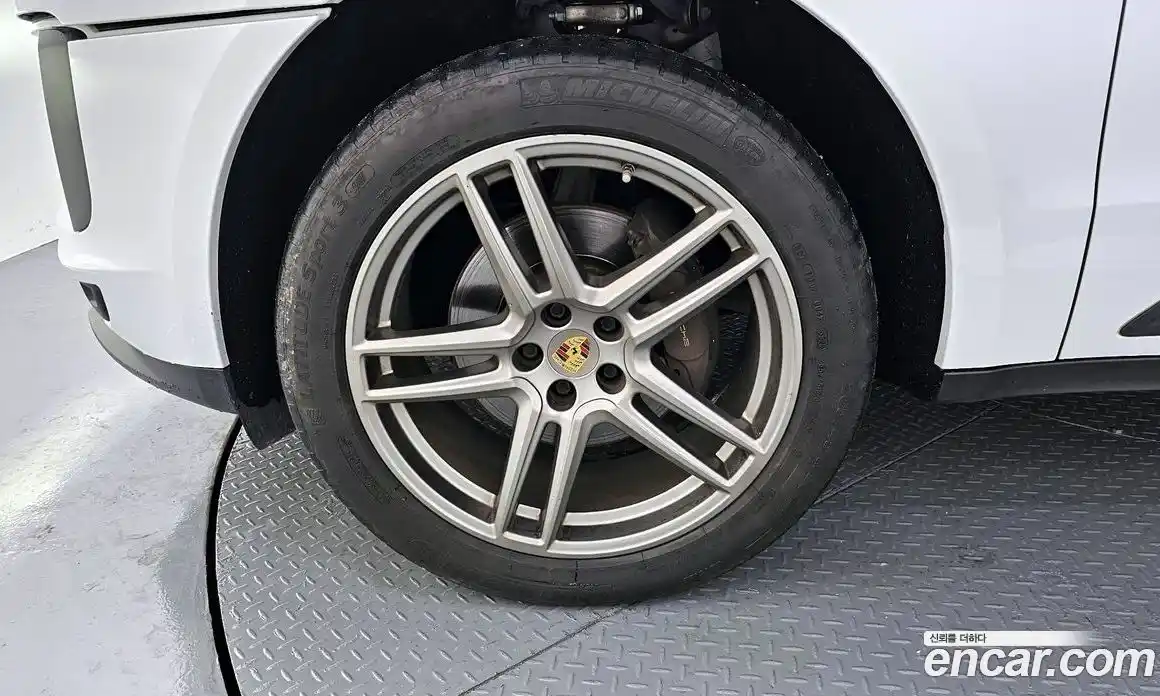 Porsche Macan 2021 2.0 Автомат в Москве № 165318, фото 18