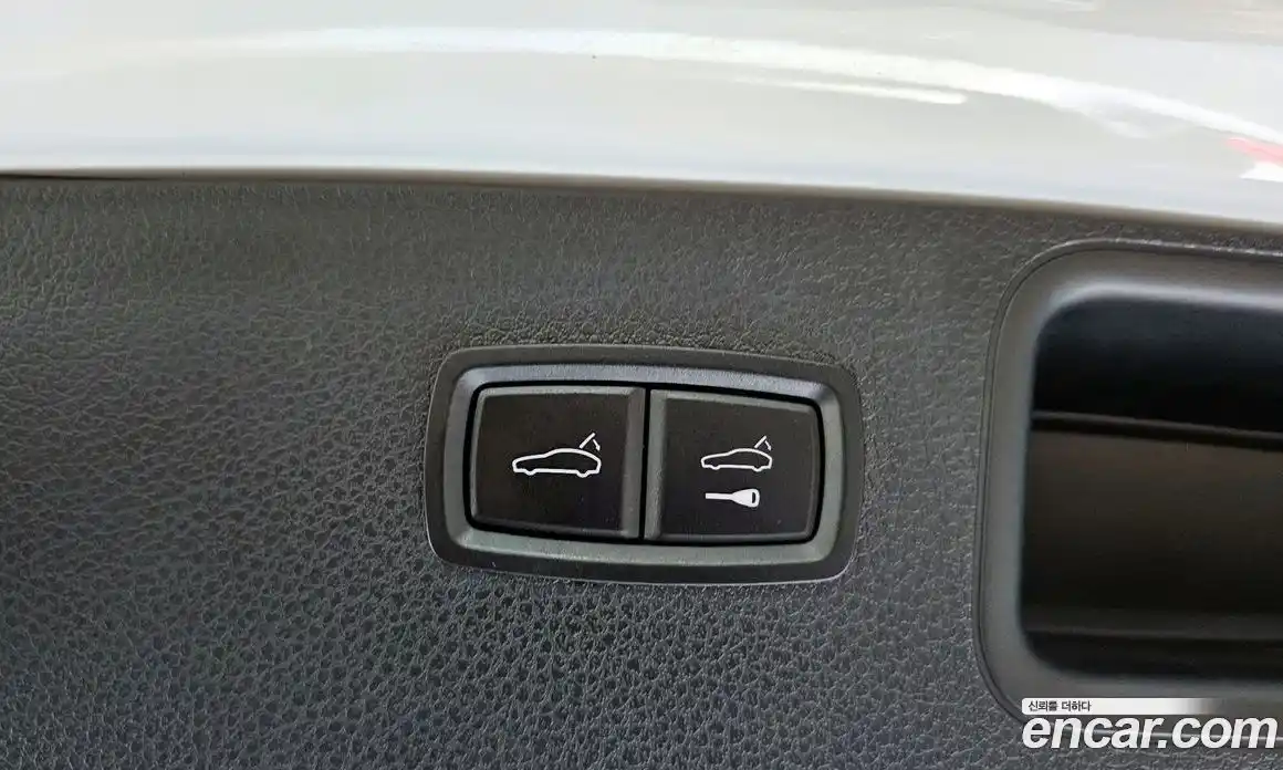 Porsche Macan 2021 2.0 Автомат в Москве № 165318, фото 4