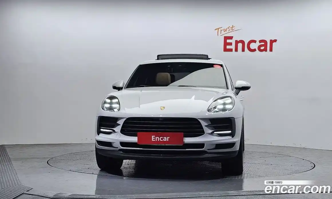 Porsche Macan 2021 2.0 Автомат в Москве № 165318, фото 5