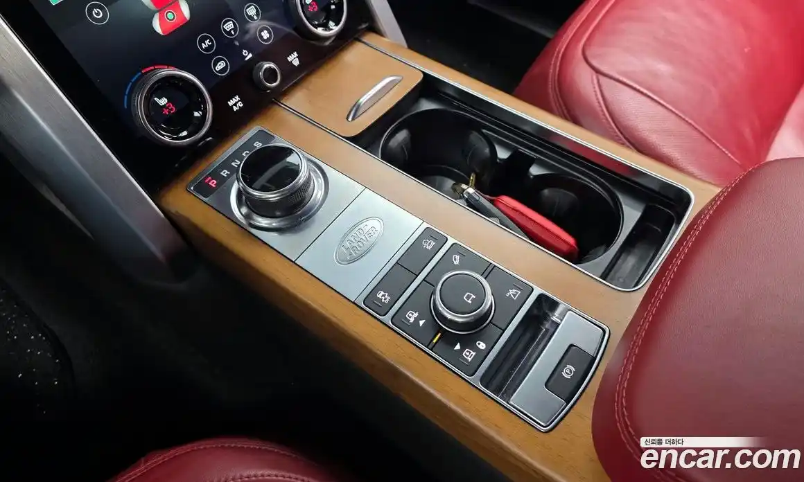 Land Rover Range-Rover 2021 5.0 Автомат в Москве № 166279, фото 9