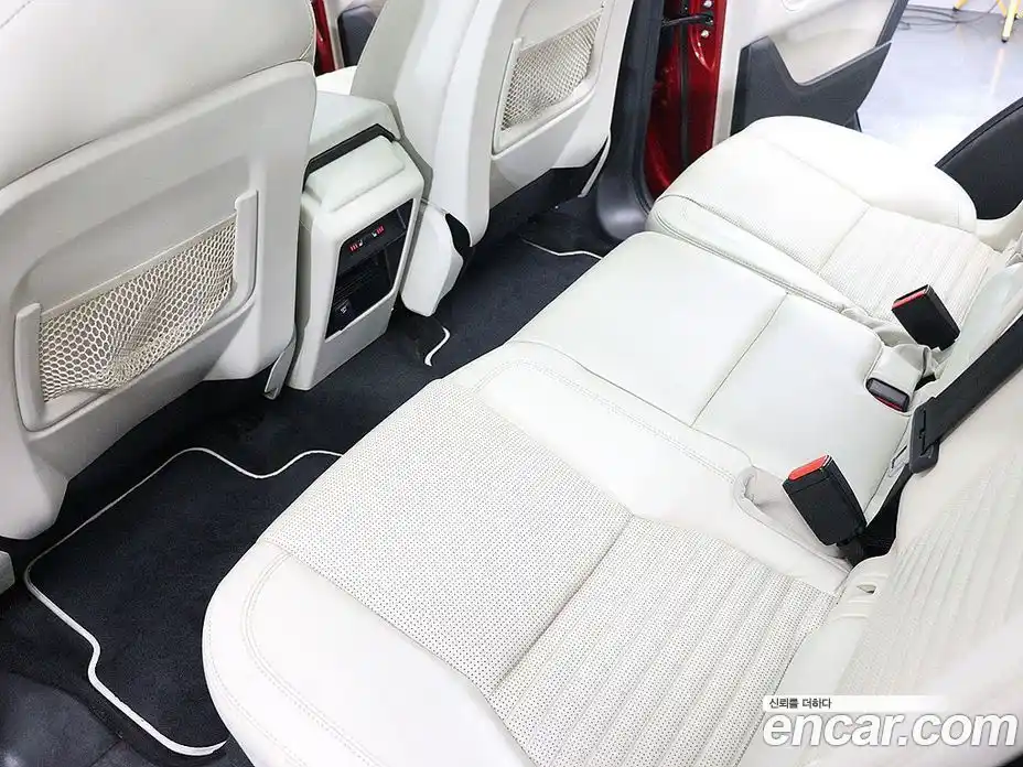 Land Rover Discovery Sport 2017 2.0 Автомат в Москве № 166778, фото 15