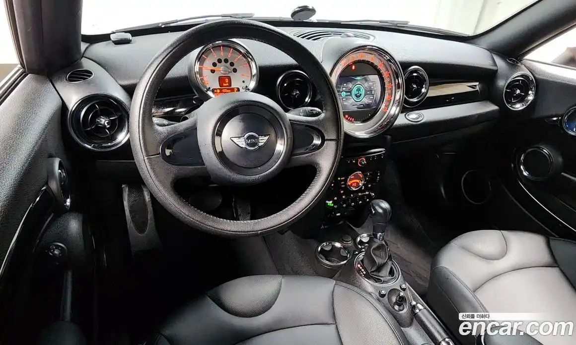Mini Coupe 2012 1.6 Автомат в Москве № 167307, фото 12