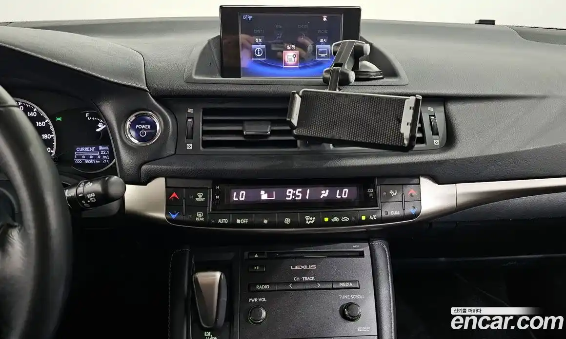 Lexus CT200h 2016 1.8 Автомат в Москве № 168184, фото 11