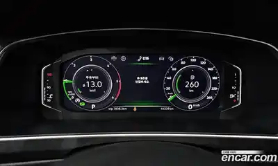 Volkswagen Tiguan 2022 2.0 Автомат в Москве № 168662, миниатюра 8