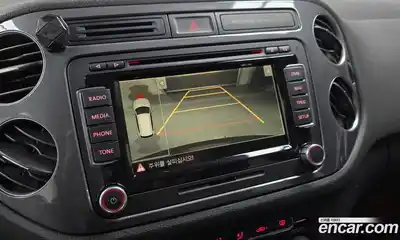 Volkswagen Tiguan 2013 2.0 Автомат в Москве № 168777, миниатюра 12