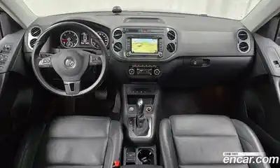 Volkswagen Tiguan 2013 2.0 Автомат в Москве № 168777, миниатюра 5
