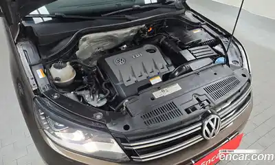 Volkswagen Tiguan 2013 2.0 Автомат в Москве № 168777, миниатюра 7