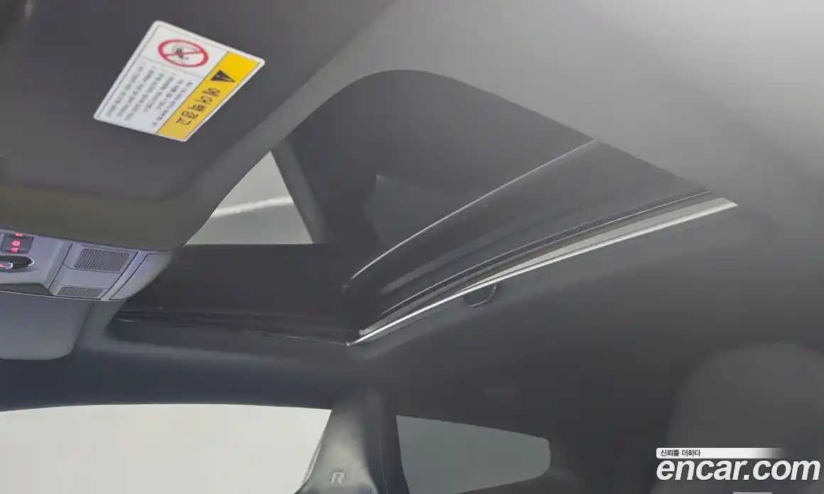 Volkswagen Scirocco 2013 2.0 Автомат в Москве № 168931, фото 5