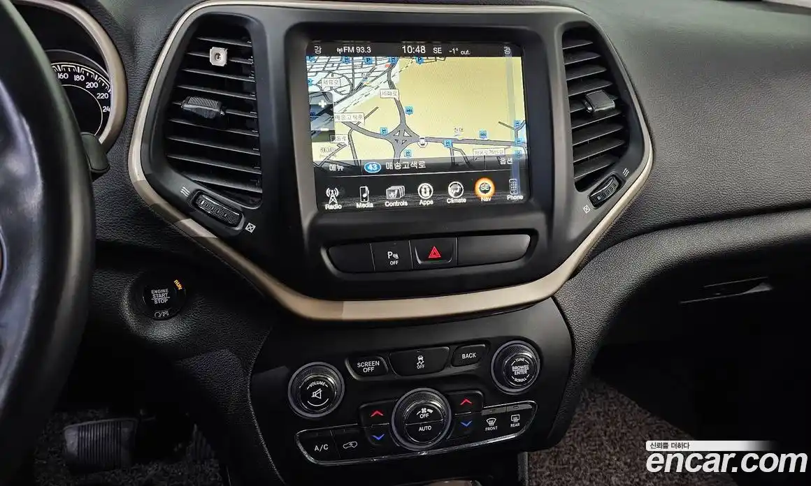 Jeep Cherokee 2017 2.4 Автомат в Москве № 169671, фото 14