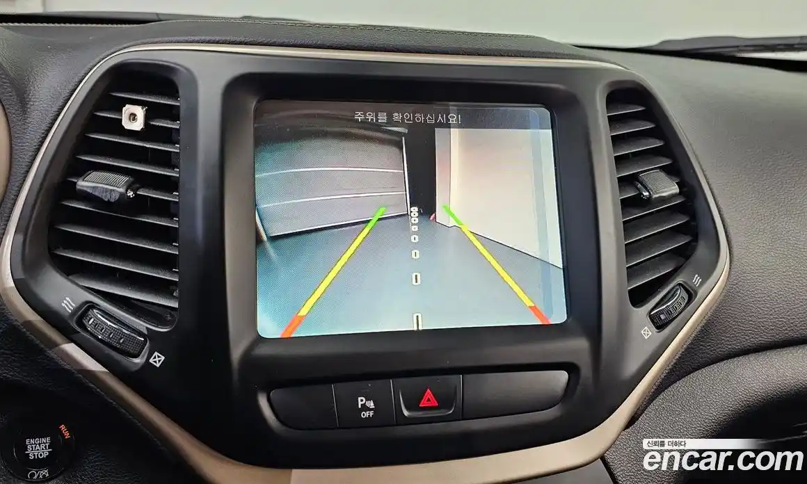 Jeep Cherokee 2017 2.4 Автомат в Москве № 169671, фото 15