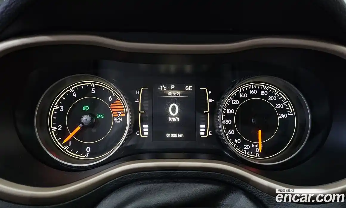 Jeep Cherokee 2017 2.4 Автомат в Москве № 169671, фото 8