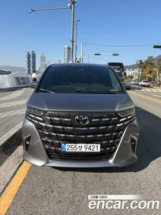Toyota Alphard 2024 2.5 Вариатор в Москве № 170118, фото 18