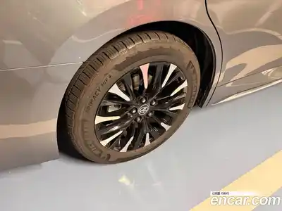 Toyota Alphard 2024 2.5 Вариатор в Москве № 170118, миниатюра 4