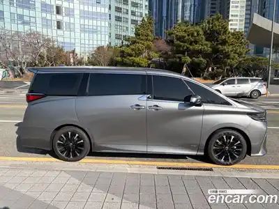 Toyota Alphard 2024 2.5 Вариатор в Москве № 170118, миниатюра 7