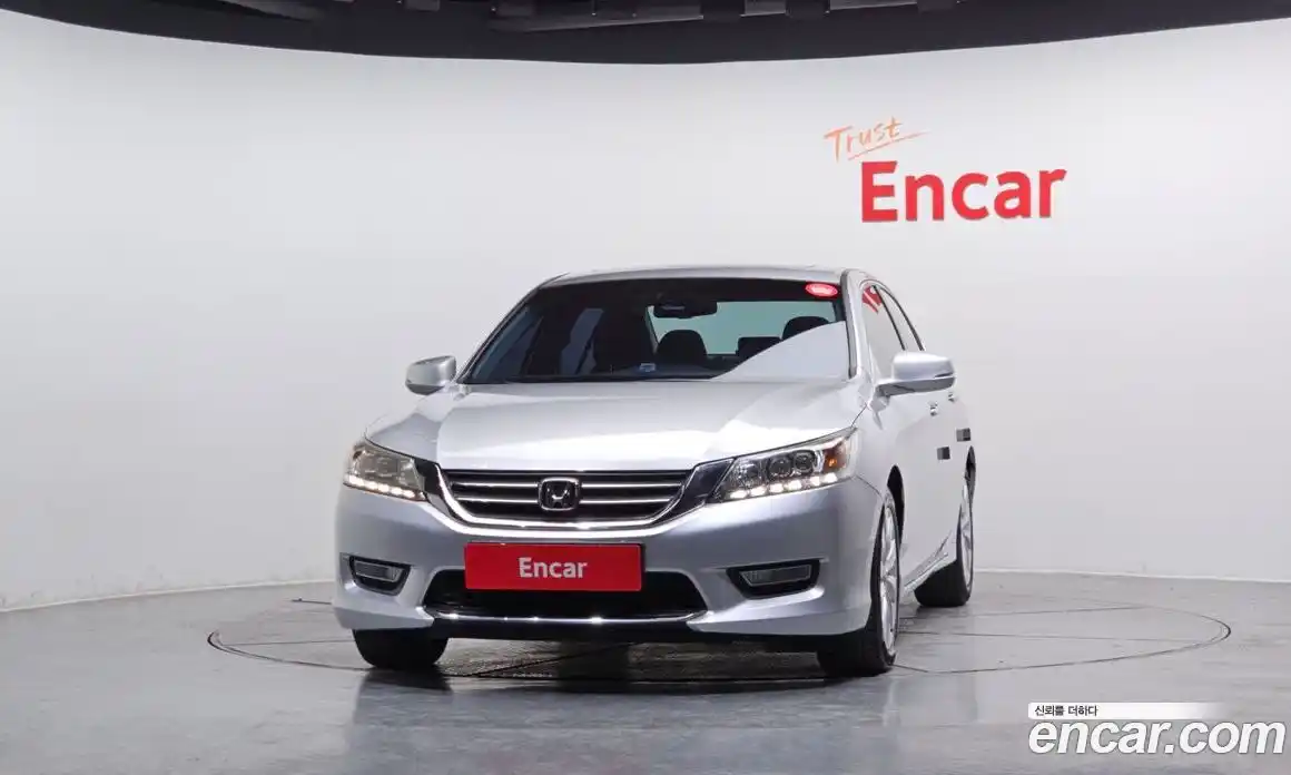 Honda Accord 2013 2.4 Автомат в Москве № 170557, фото 15