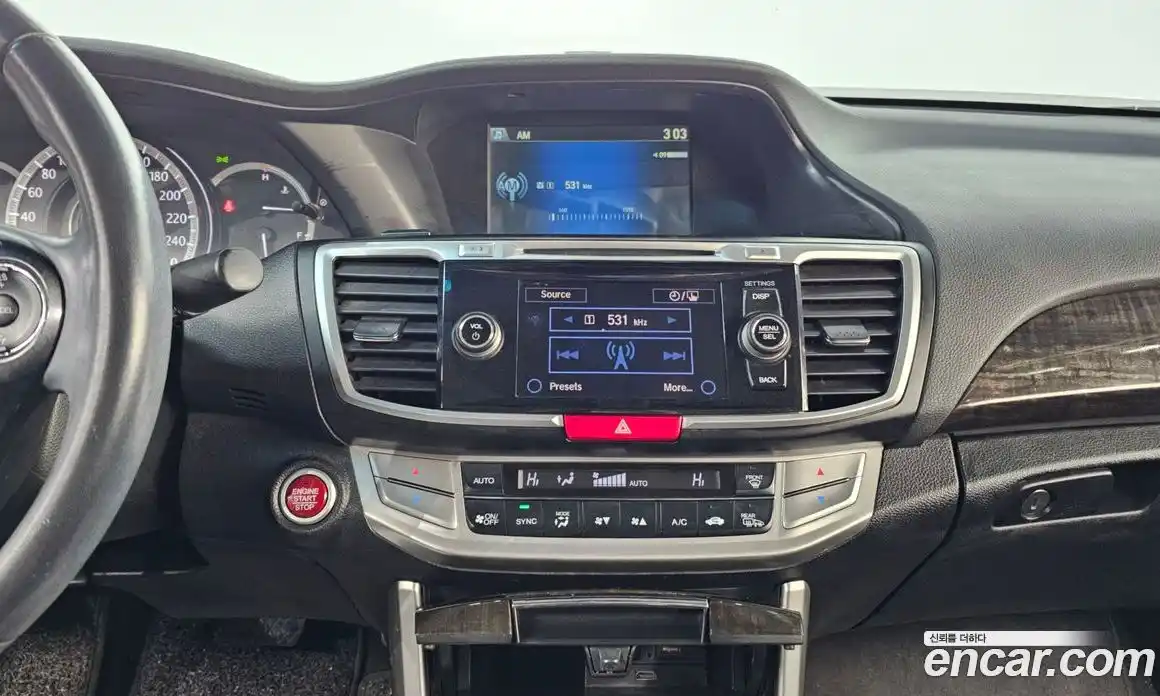 Honda Accord 2013 2.4 Автомат в Москве № 170557, фото 18