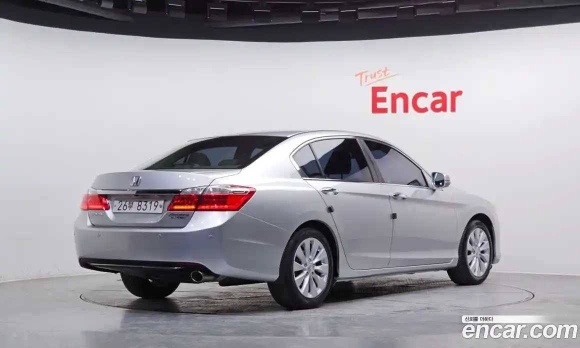 Honda Accord 2013 2.4 Автомат в Москве № 170557, фото 5