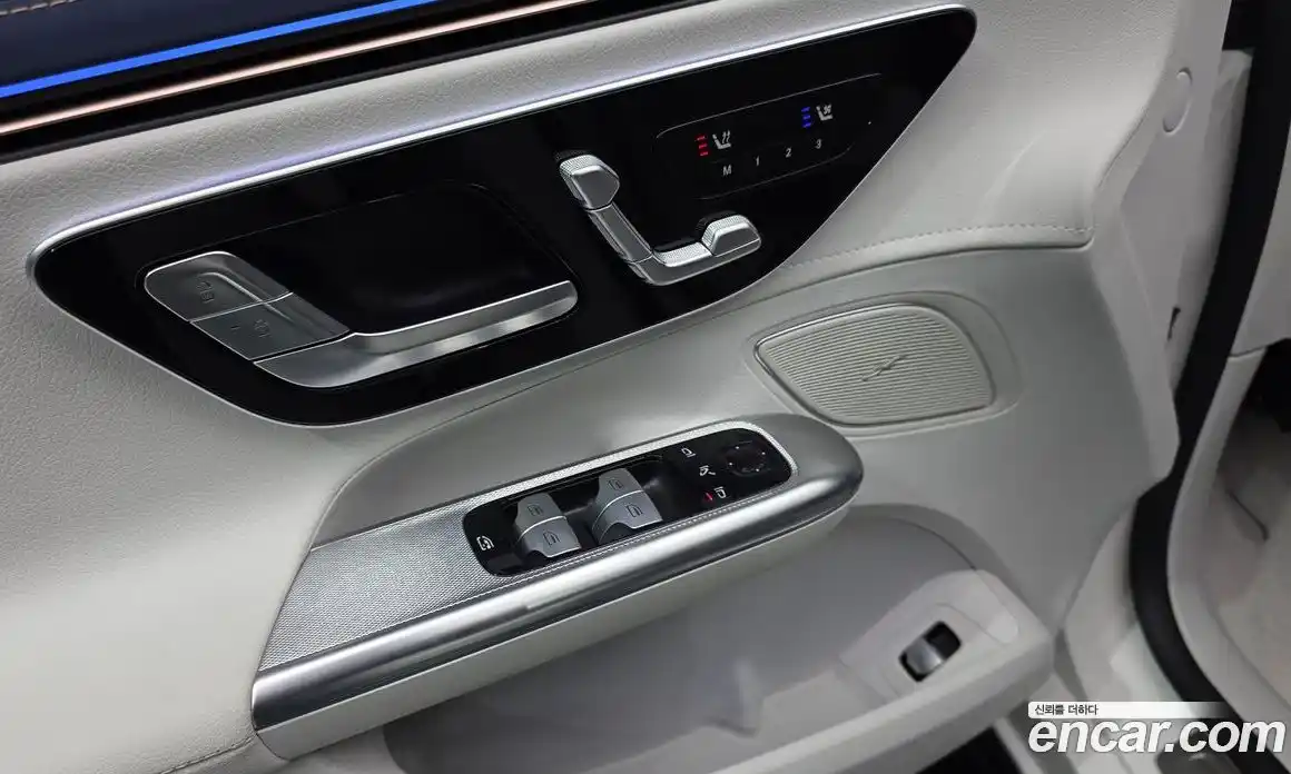 Mercedes-Benz EQE 2024 0.3 Автомат в Москве № 174001, фото 13