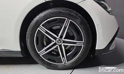 Mercedes-Benz EQE 2024 0.3 Автомат в Москве № 174001, миниатюра 6