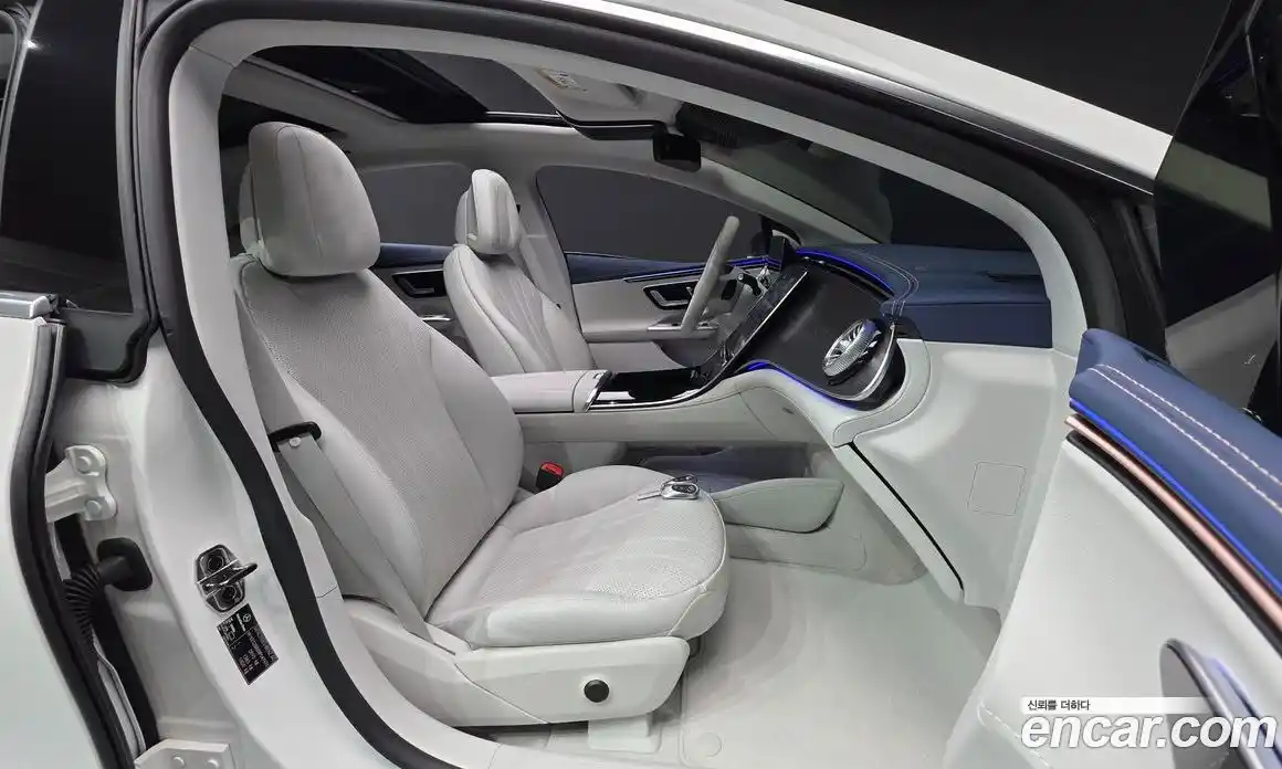 Mercedes-Benz EQE 2024 0.3 Автомат в Москве № 174001, фото 7