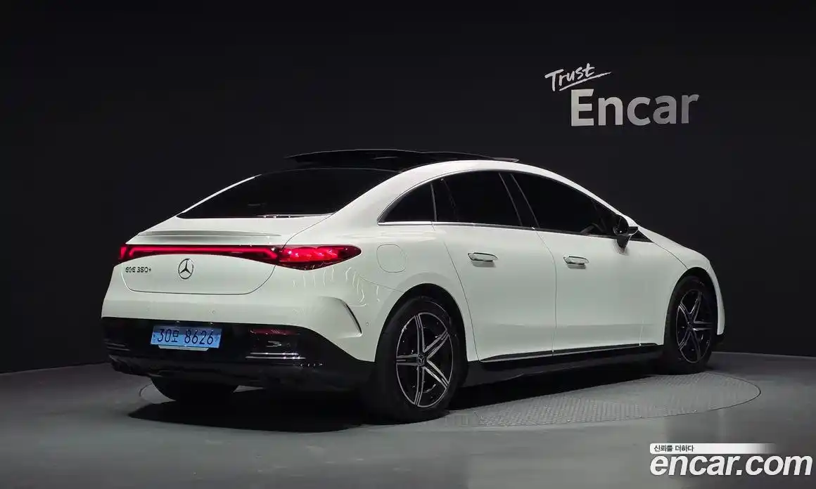 Mercedes-Benz EQE 2024 0.3 Автомат в Москве № 174001, фото 10