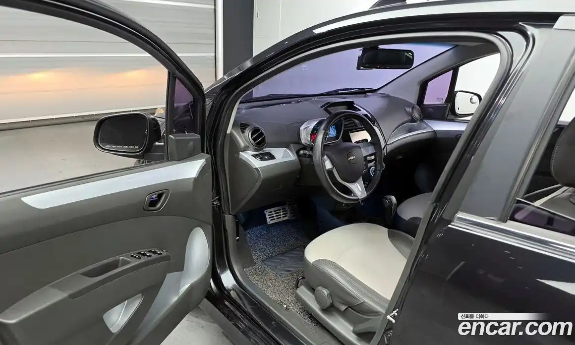 Chevrolet Spark 2014 1.0 Автомат в Москве № 174274, фото 17