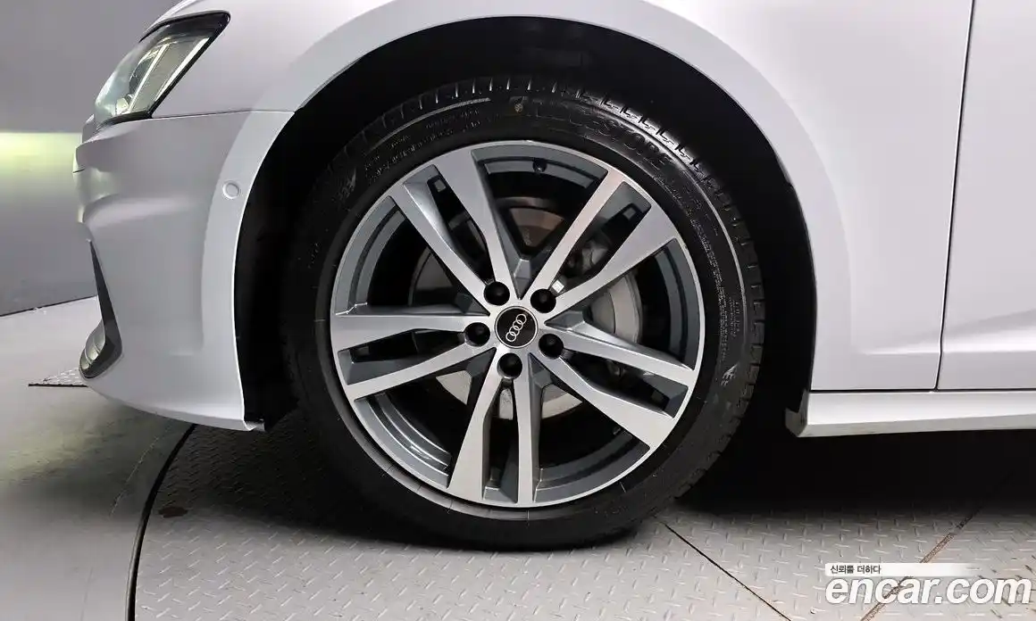 Audi A6 2022 2.0 Автомат в Москве № 177616, фото 18