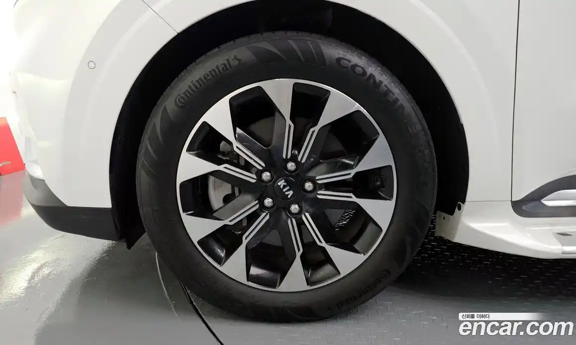 Kia Canival 2021 2.2 Автомат в Москве № 17779, фото 13