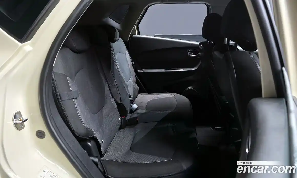 Renault QM3 2017 1.5 Автомат в Москве № 180127, фото 11