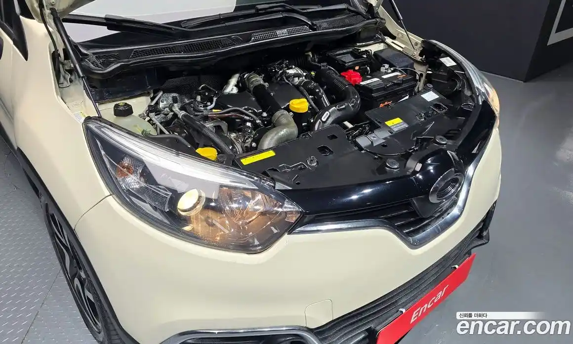 Renault QM3 2017 1.5 Автомат в Москве № 180127, фото 4