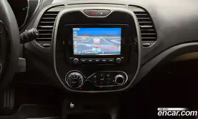 Renault QM3 2017 1.5 Автомат в Москве № 180127, миниатюра 6