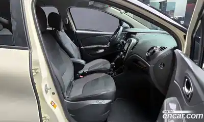 Renault QM3 2017 1.5 Автомат в Москве № 180127, миниатюра 8