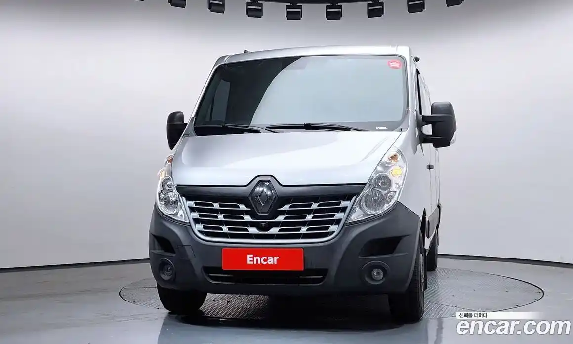 Renault Master 2019 2.3 Механическая в Москве № 1839, фото 16
