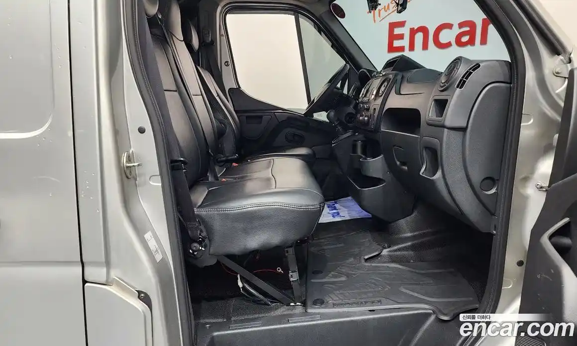 Renault Master 2019 2.3 Механическая в Москве № 1839, фото 4