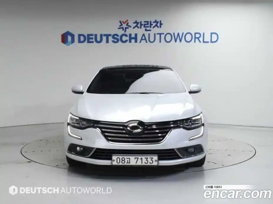 Renault SM6 2016 Автомат в Москве № 186315, фото 3